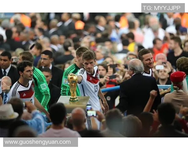 帕利尼亚坚定信心期待11月份锁定世界杯资格只差一步之遥