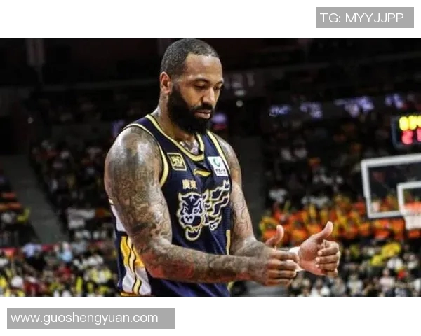 吉伦沃特加盟富邦勇士若违规可解约引发关注 吉伦沃特加盟富邦勇士若违规可解约引发关注