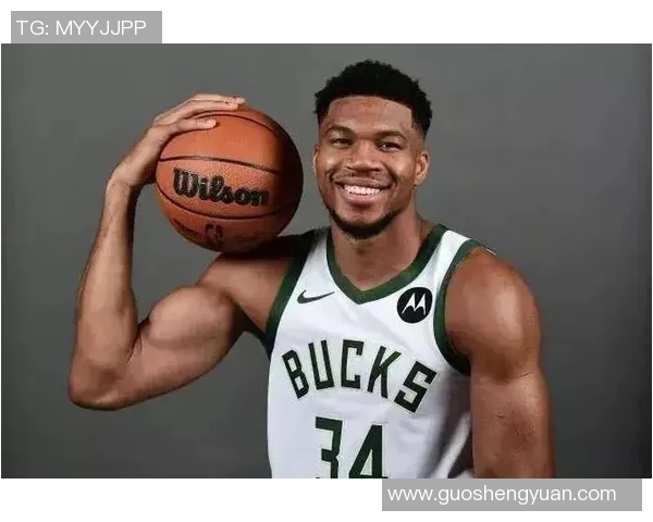 字母哥质疑裁判为何不将比赛用球交给蒂耶罗的原因解析