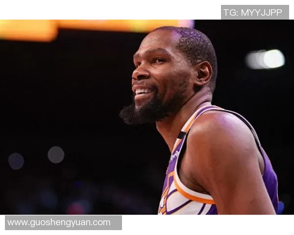 体力没续上杜兰特前三节15中6拿到20分第三节单节3次失误 体力没续上杜兰特前三节15中6拿到20分第三节单节3次失误